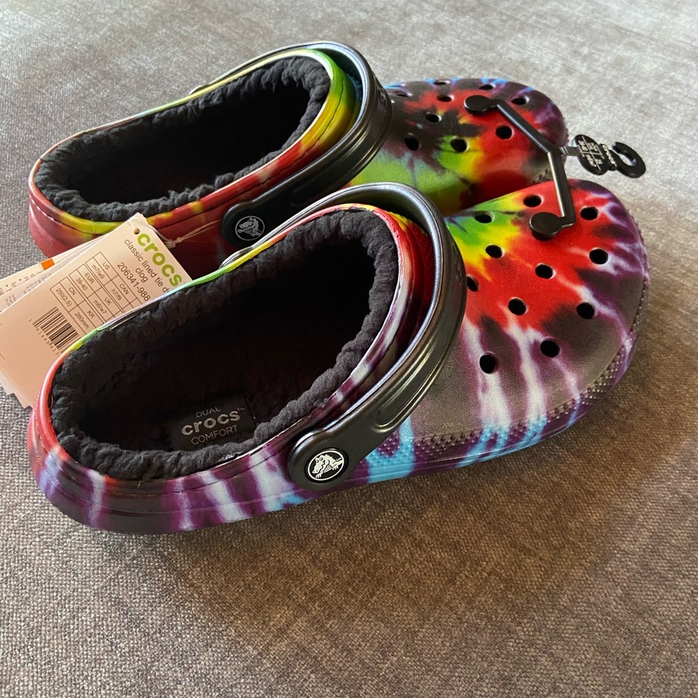 Classic Lined Tie Dye Crocs Size m7/w9